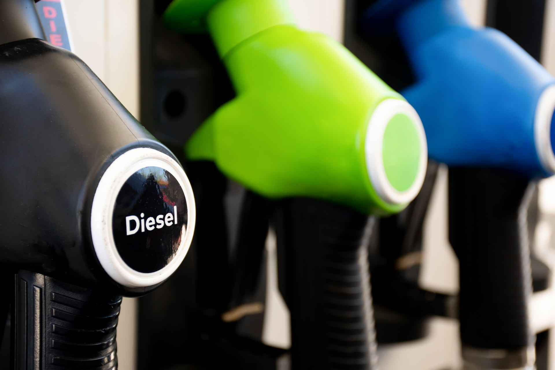el diesel o la gasolina